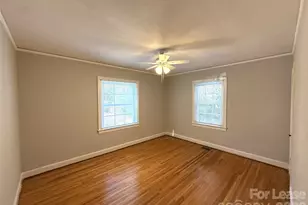 1408 Ivey Dr, Charlotte, NC 28205 - Photo 8