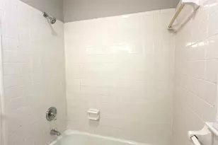 1408 Ivey Dr, Charlotte, NC 28205 - Photo 10