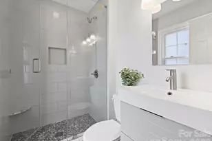 3808 Riverbend Rd, Charlotte, NC 28210 - Photo 14