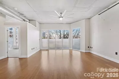 505 E Sixth Street #304, Charlotte, NC 28202 - Photo 8