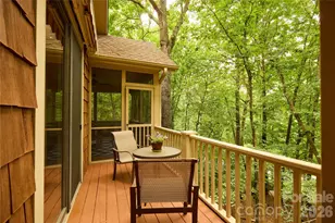 201 W Chimney Crossing, Hendersonville, NC 28739 - Photo 14