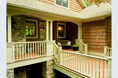 201 W Chimney Crossing, Hendersonville, NC 28739 - Photo 1