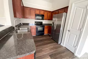 3727 Pimilico Trace Ln, Charlotte, NC 28216 - Photo 2