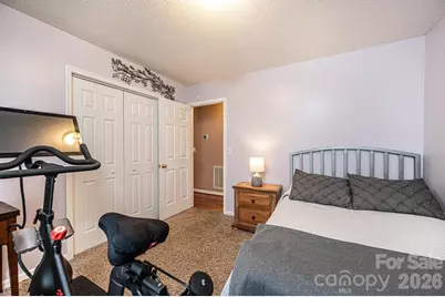 1238 Pennwood Drive, Hickory, NC 28602 - Photo 38