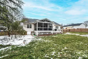 1238 Pennwood Dr, Hickory, NC 28602 - Photo 4