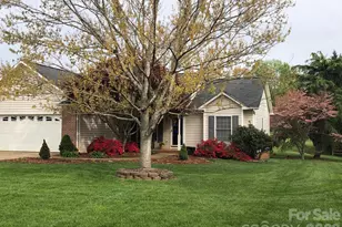 1238 Pennwood Dr, Hickory, NC 28602 - Photo 40