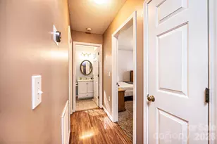 1238 Pennwood Dr, Hickory, NC 28602 - Photo 32