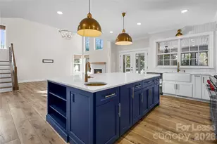 21647 Crown Lake Dr, Cornelius, NC 28031 - Photo 4