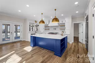 21647 Crown Lake Dr, Cornelius, NC 28031 - Photo 6