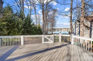 21647 Crown Lake Dr, Cornelius, NC 28031 - Photo 28