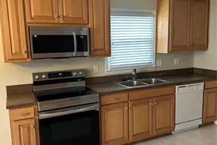 1133 Wimbledon Rd, Charlotte, NC 28209 - Photo 2