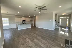 717 Inwood Hill Dr, Gastonia, NC 28056 - Photo 14