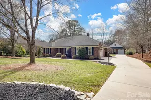 837 Tanglewood Dr NE, Concord, NC 28025 - Photo 2