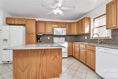 2111 Parkdale Avenue, Gastonia, NC 28052 - Photo 12