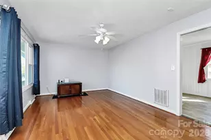 2111 Parkdale Ave, Gastonia, NC 28052 - Photo 14