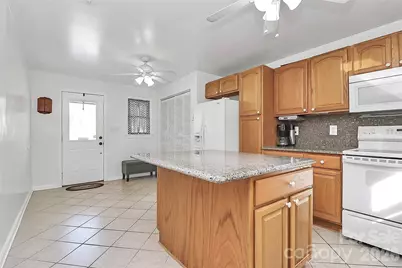 2111 Parkdale Avenue, Gastonia, NC 28052 - Photo 10