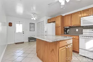 2111 Parkdale Ave, Gastonia, NC 28052 - Photo 10