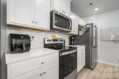 1379 Melviney Street, Statesville, NC 28677 - Photo 4