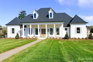 10131 Whispering Falls Ave, Charlotte, NC 28227 - Photo 2