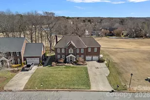 15910 Northstone Dr, Huntersville, NC 28078 - Photo 2