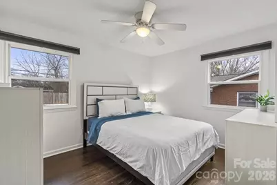 4930 Crestmont Drive, Charlotte, NC 28205 - Photo 22