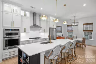 5038 Harrowsmith Ln, Charlotte, NC 28204 - Photo 10