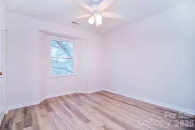 6120 Meadow Rose Lane, Charlotte, NC 28215 - Photo 12