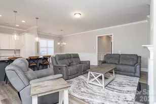 14309 Cameryn Elise Dr, Cornelius, NC 28031 - Photo 4