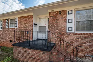 124 Burton Hills Cir, Gastonia, NC 28054 - Photo 2