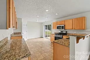 10708 Haddington Dr NW, Charlotte, NC 28269 - Photo 6