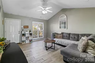 645 Montgomery Dr, Rock Hill, SC 29732 - Photo 4