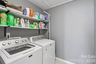 826 Newfound Hollow Dr, Charlotte, NC 28214 - Photo 18