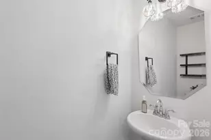 826 Newfound Hollow Dr, Charlotte, NC 28214 - Photo 16