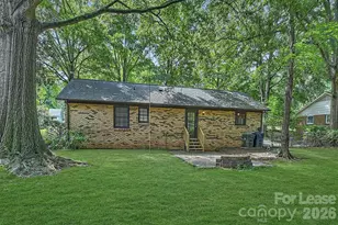 218 Clearbrook Rd, Matthews, NC 28105 - Photo 16