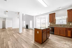 2704 Piersland Drive, Matthews, NC 28104 - Photo 14