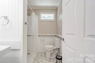 327 Woodside Dr, Shelby, NC 28150 - Photo 6