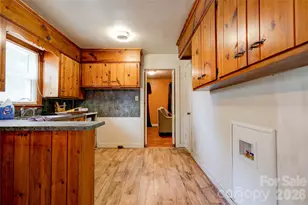 327 Woodside Dr, Shelby, NC 28150 - Photo 4