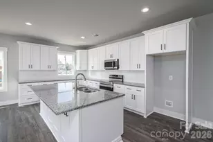 318 Sunrise Cir, Shelby, NC 28150 - Photo 4