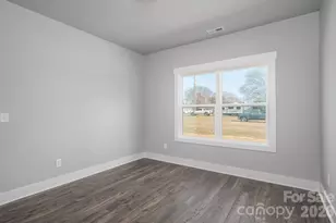 318 Sunrise Cir, Shelby, NC 28150 - Photo 14