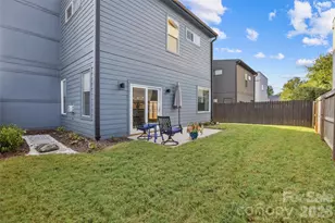 621 Campus St, Charlotte, NC 28216 - Photo 12