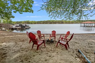 139 Hawks Point Dr, Troutman, NC 28166 - Photo 40