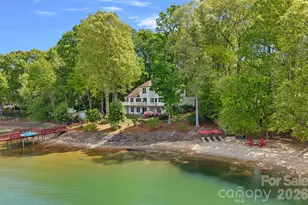 139 Hawks Point Dr, Troutman, NC 28166 - Photo 2