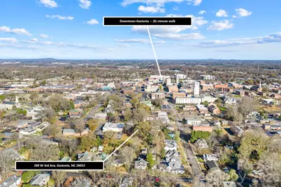 209 W 3rd Avenue, Gastonia, NC 28052 - Photo 2