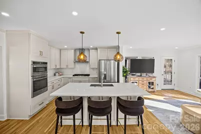 2130 Hassell Place, Charlotte, NC 28209 - Photo 12