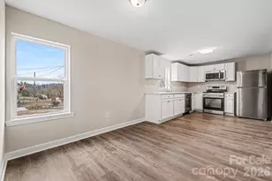 214 Eastview St, Morganton, NC 28655 - Photo 6