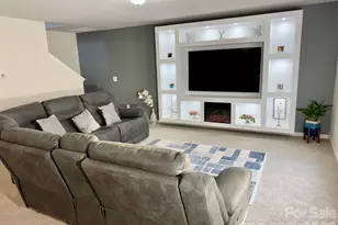 1946 Lake Run Dr, Statesville, NC 28625 - Photo 10