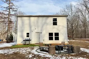 1946 Lake Run Dr, Statesville, NC 28625 - Photo 4