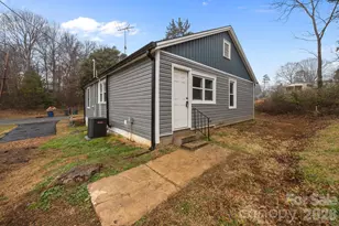 713 2nd St Pl SW, Conover, NC 28613 - Photo 4