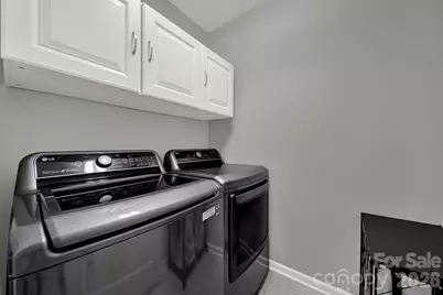 2403 Diplomat Lane, Charlotte, NC 28210 - Photo 18