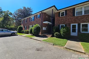 718 E Maple Ave, Gastonia, NC 28054 - Photo 2